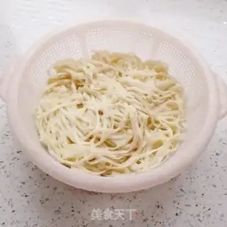 Make Fish noodles step 2
