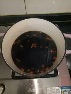 Make Sweet ginger date tea step 4