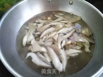 Make The mushroom shrimp step 6