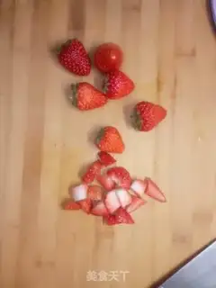 Make Strawberry milk cake step 0