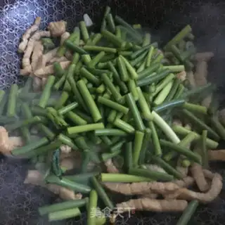 Make Garlic fried meat step 5