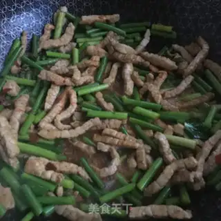 Make Garlic fried meat step 6