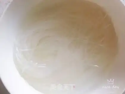 Make A fan of cabbage step 1