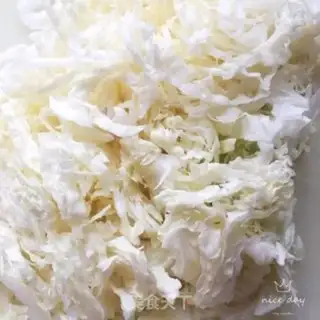 Make A fan of cabbage step 2