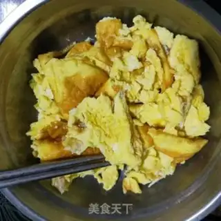Make A lamb belly egg fried rice step 1