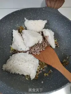 Make Sour beef fried rice step 4