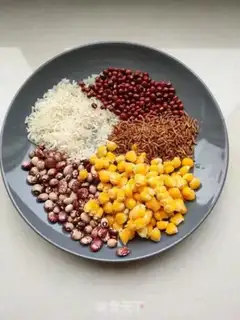 Make Old corn porridge step 0