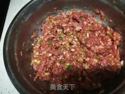 Make Beef pie step 1