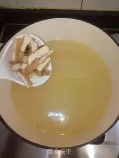 Make Rusty shrimp soup step 3