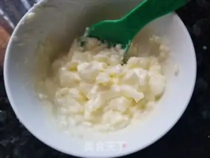 Make Garlic butter bread step 0