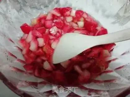 Make Homemade strawberry sauce step 3
