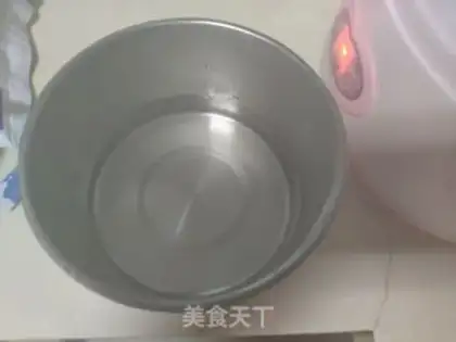 Make Strawberry yogurt step 1