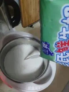 Make Strawberry yogurt step 4