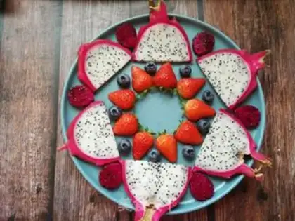 Make Flamingo strawberry step 9