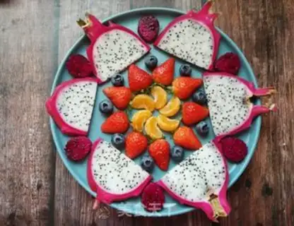 Make Flamingo strawberry step 10