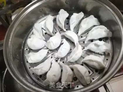 Make Shrimp veggie crystal dumplings step 13