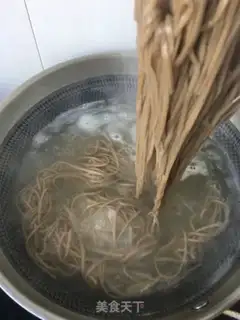Make Tomato beef pasta step 21