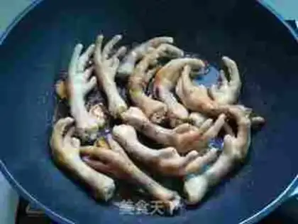 Make Coke chicken claws step 5