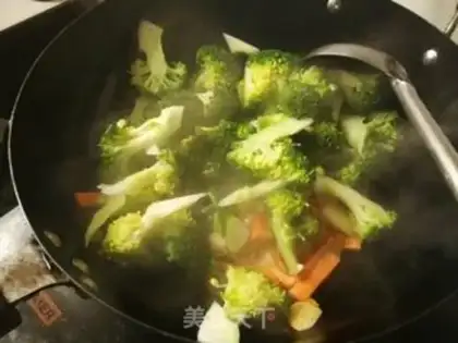 Make Fried broccoli step 4