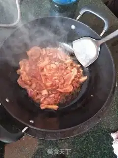 Make The onions are burning up step 3