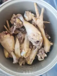 Make Chicken stew mushrooms step 3