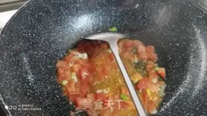 Make Tomato egg fried rice step 12