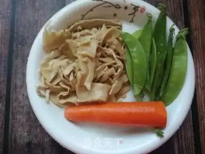 Make Dutch bean carrots dry step 0
