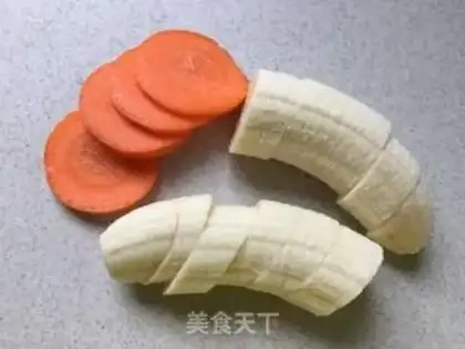 Make Banana carrot juice step 1