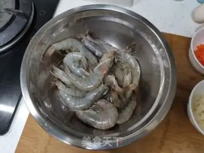Make Shrimp noodles step 0