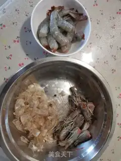 Make Shrimp noodles step 1