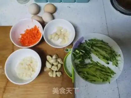 Make Shrimp noodles step 4