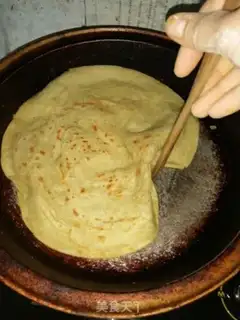 Make Hand grab cake step 5
