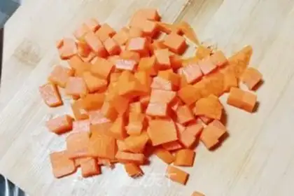 Make Weenie carrots, pea rice step 1