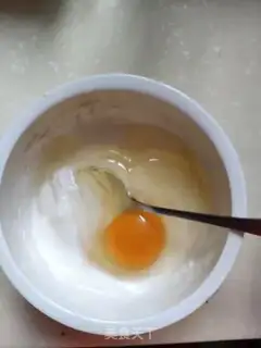 Make Yogurt pie step 2