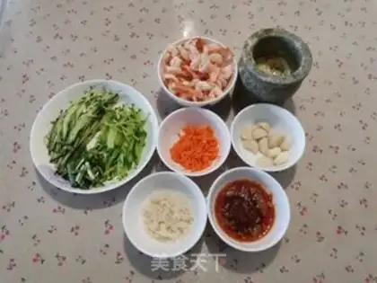 Make Shrimp noodles step 20