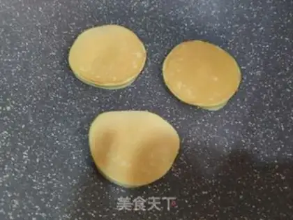 Make Yogurt pie step 7