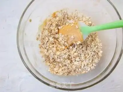 Make Peanut oatmeal step 2