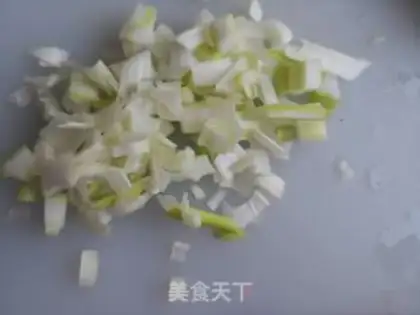 Make Onion egg fried rice step 2