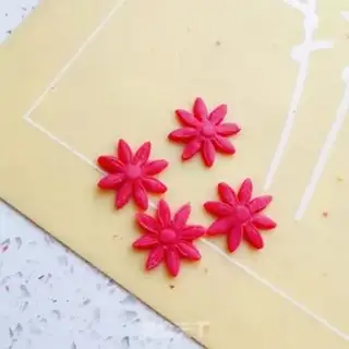 Make A flower full of soup step 13
