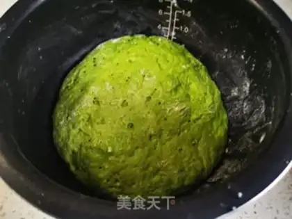 Make Spinach rose rolls step 4