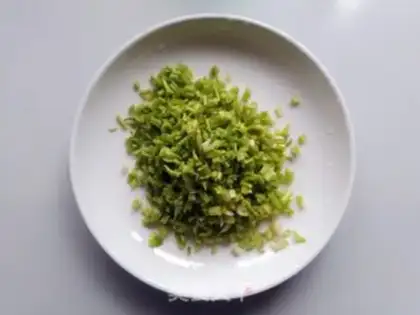 Make Celery tuna omelet step 1