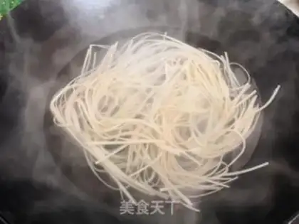 Make Soup noodles step 0