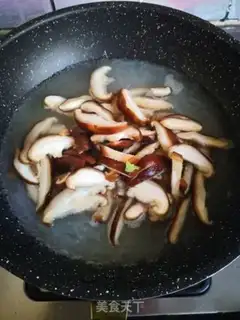 Make Little cabbage mushroom fan soup step 7