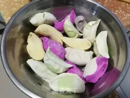Make Five-colour dumplings step 0