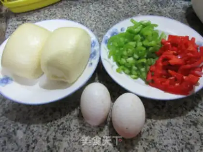 Make Corn buns and paprika eggs step 0