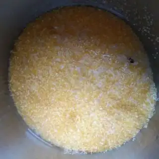 Make Corn congee step 0