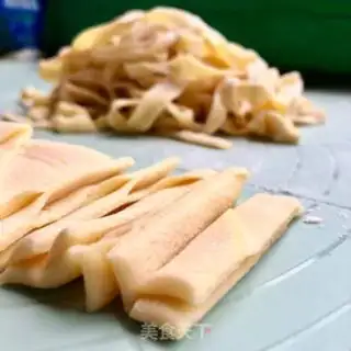 Make Hands on egg noodles step 6