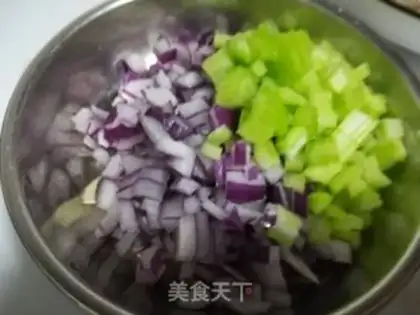 Make Barbecue roll shrimp step 3