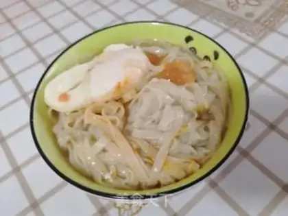 Make Tomato egg noodles step 9