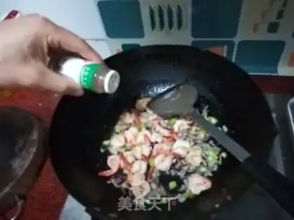 Make Barbecue roll shrimp step 7